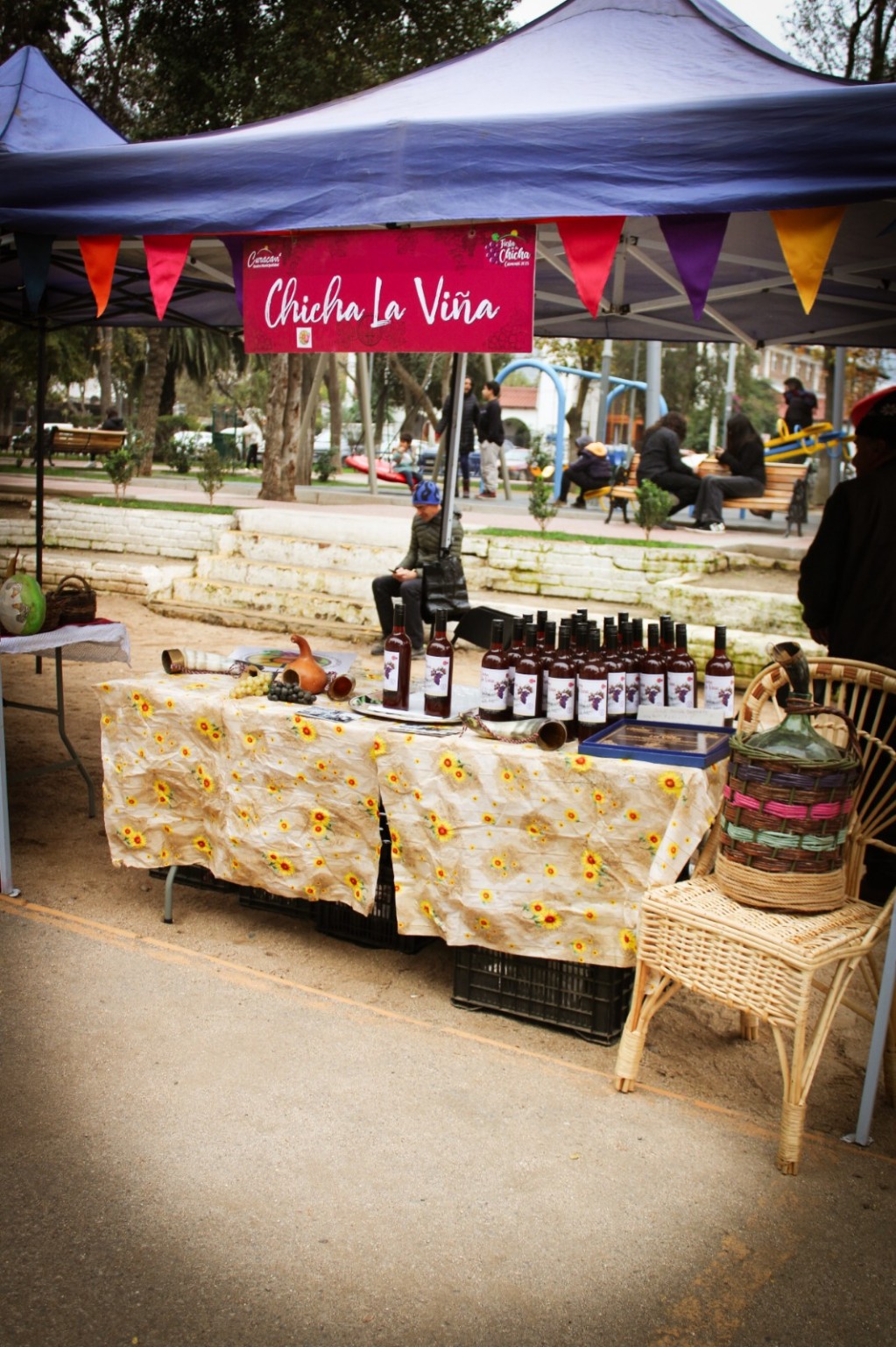 Puesto de chicha artesanal en la feria del encuentro